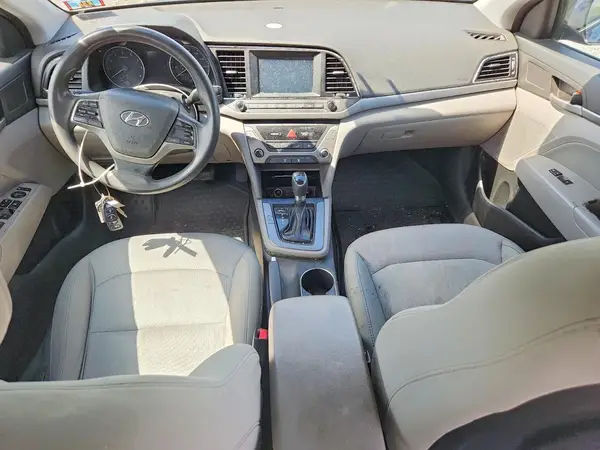 5NPD84LFXHH050193 2017 HYUNDAI ELANTRA - Image 8