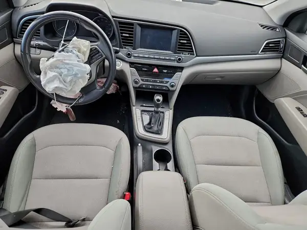 5NPD84LFXHH051117 2017 HYUNDAI ELANTRA - Image 8