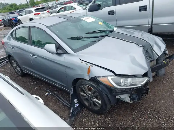 5NPD84LFXHH052848 2017 HYUNDAI ELANTRA - Image 1