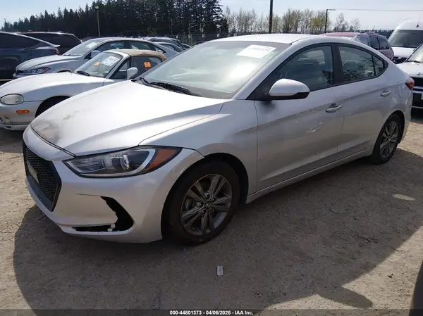 5NPD84LFXHH056141 2017 HYUNDAI ELANTRA - Image 2