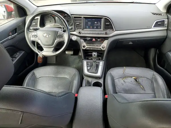 5NPD84LFXHH058164 2017 HYUNDAI ELANTRA - Image 8