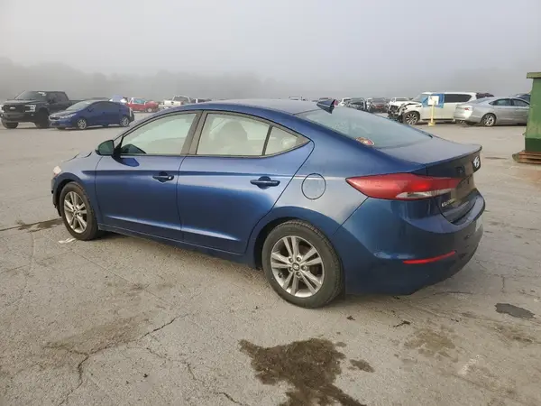5NPD84LFXHH058388 2017 HYUNDAI ELANTRA - Image 2