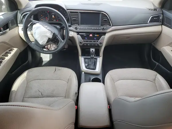 5NPD84LFXHH058925 2017 HYUNDAI ELANTRA - Image 8