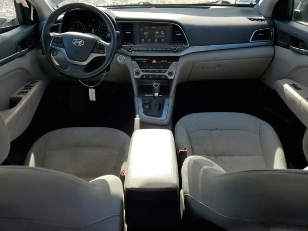 5NPD84LFXHH062439 2017 HYUNDAI ELANTRA - Image 8