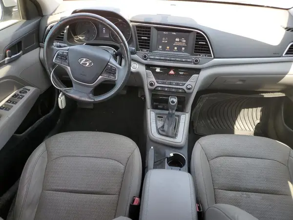 5NPD84LFXHH065731 2017 HYUNDAI ELANTRA - Image 8