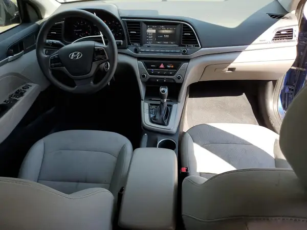 5NPD84LFXHH066782 2017 HYUNDAI ELANTRA - Image 8
