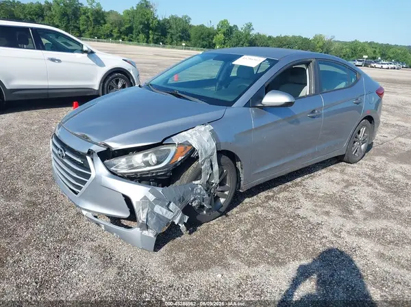 5NPD84LFXHH067267 2017 HYUNDAI ELANTRA - Image 2
