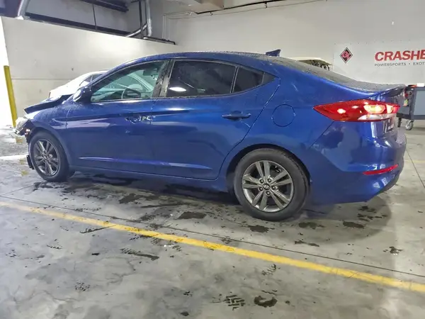 5NPD84LFXHH070086 2017 HYUNDAI ELANTRA - Image 2