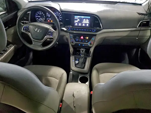 5NPD84LFXHH070086 2017 HYUNDAI ELANTRA - Image 8