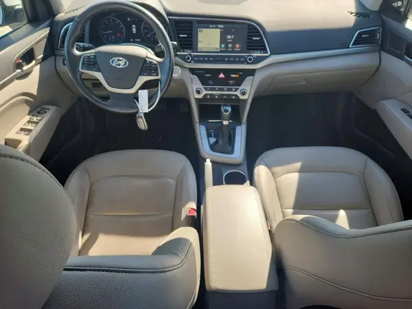5NPD84LFXHH070749 2017 HYUNDAI ELANTRA - Image 8