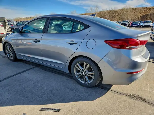 5NPD84LFXHH071755 2017 HYUNDAI ELANTRA - Image 2