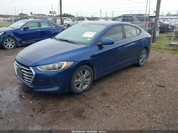5NPD84LFXHH072260 2017 HYUNDAI ELANTRA - Image 2
