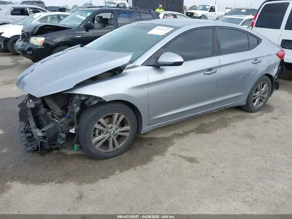 5NPD84LFXHH073599 2017 HYUNDAI ELANTRA - Image 2