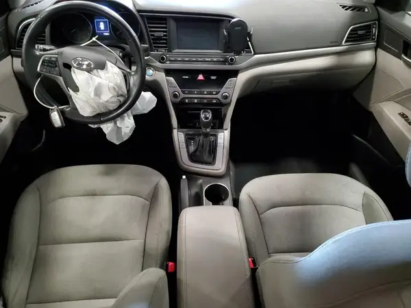 5NPD84LFXHH073652 2017 HYUNDAI ELANTRA - Image 8