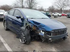 5NPD84LFXHH075370 2017 HYUNDAI ELANTRA