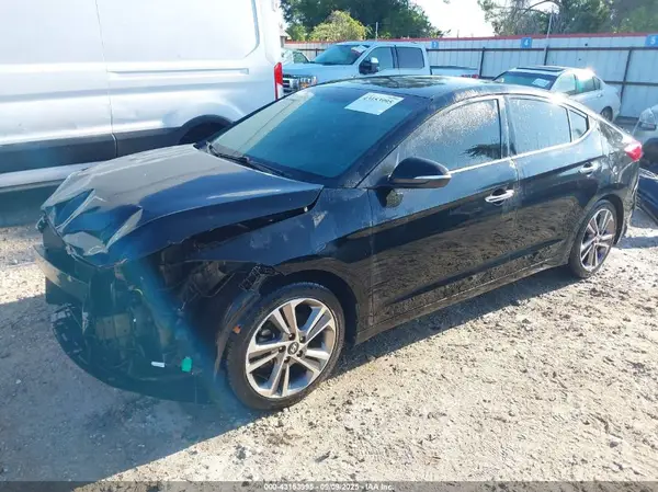 5NPD84LFXHH075840 2017 HYUNDAI ELANTRA - Image 2