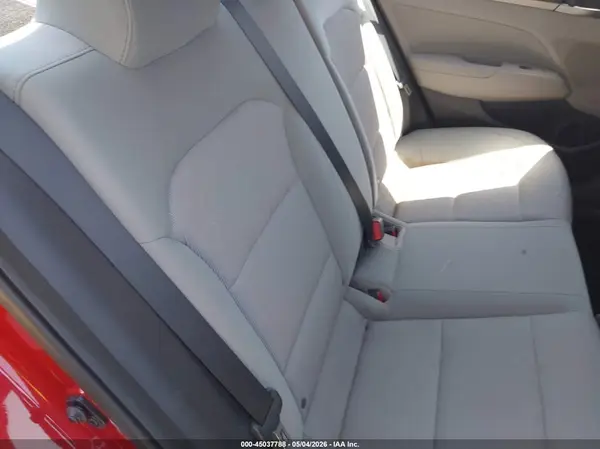 5NPD84LFXHH075949 2017 HYUNDAI ELANTRA - Image 8