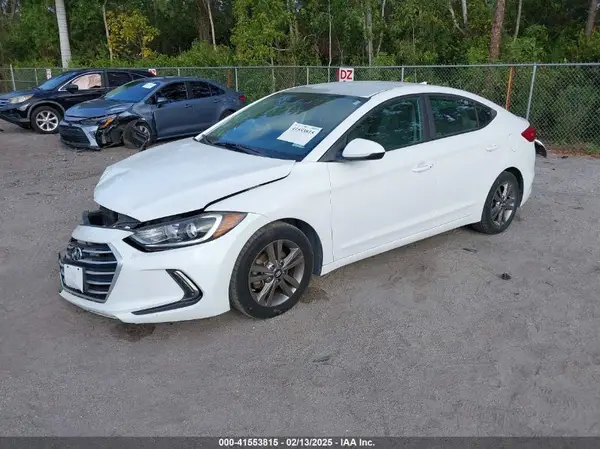 5NPD84LFXHH076728 2017 HYUNDAI ELANTRA - Image 2