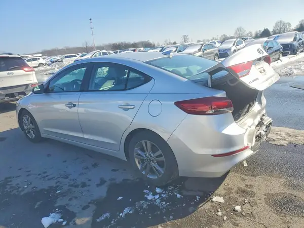 5NPD84LFXHH086899 2017 HYUNDAI ELANTRA - Image 2