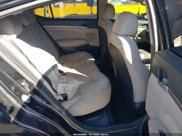 5NPD84LFXHH088328 2017 HYUNDAI ELANTRA - Image 8