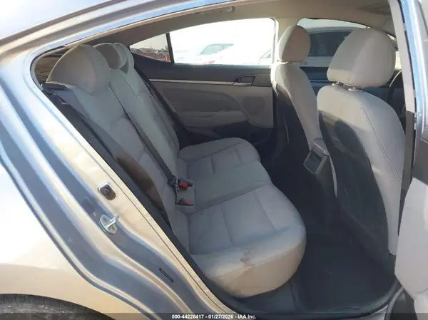 5NPD84LFXHH090922 2017 HYUNDAI ELANTRA - Image 8