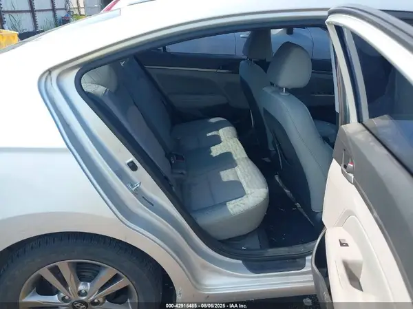 5NPD84LFXHH091052 2017 HYUNDAI ELANTRA - Image 8