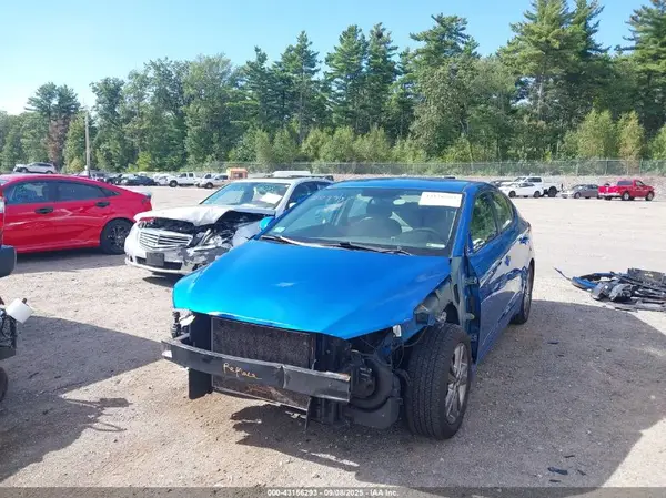5NPD84LFXHH092198 2017 HYUNDAI ELANTRA - Image 2