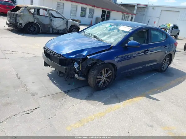 5NPD84LFXHH092279 2017 HYUNDAI ELANTRA - Image 2