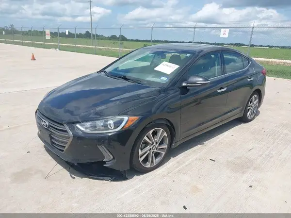 5NPD84LFXHH094470 2017 HYUNDAI ELANTRA - Image 2