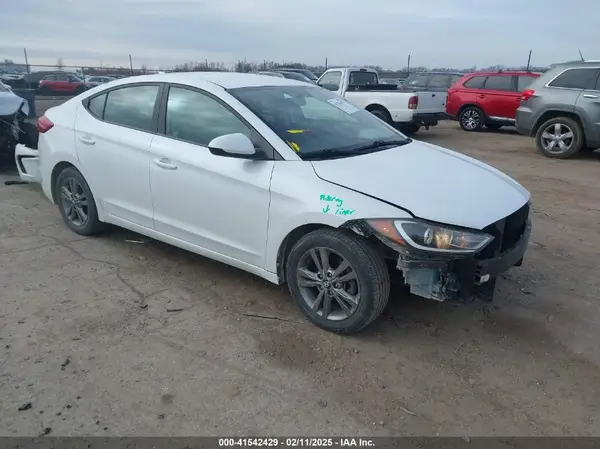 5NPD84LFXHH095313 2017 HYUNDAI ELANTRA - Image 1