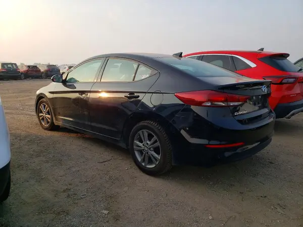 5NPD84LFXHH102163 2017 HYUNDAI ELANTRA - Image 2