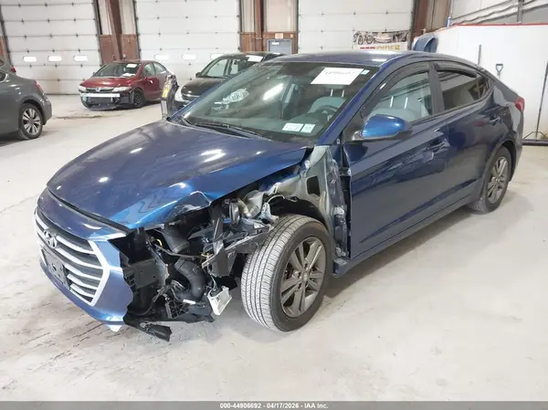 5NPD84LFXHH104253 2017 HYUNDAI ELANTRA - Image 2