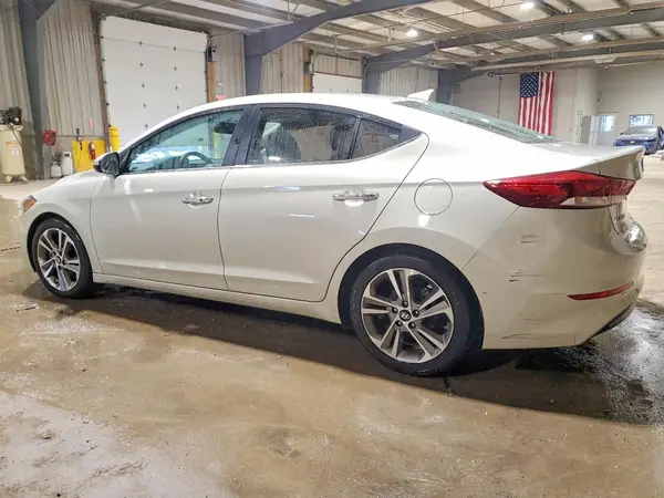 5NPD84LFXHH106732 2017 HYUNDAI ELANTRA - Image 2