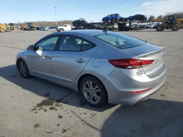5NPD84LFXHH107072 2017 HYUNDAI ELANTRA - Image 2