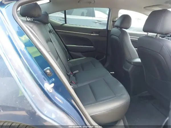 5NPD84LFXHH114152 2017 HYUNDAI ELANTRA - Image 8