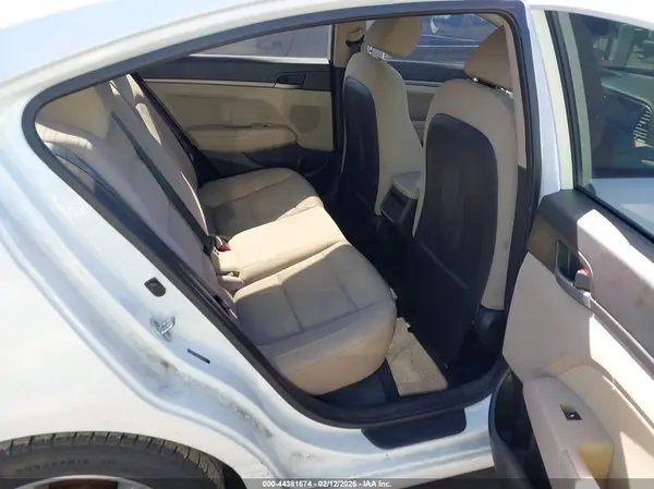 5NPD84LFXHH115236 2017 HYUNDAI ELANTRA - Image 8
