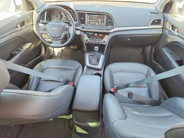 5NPD84LFXHH116483 2017 HYUNDAI ELANTRA - Image 8