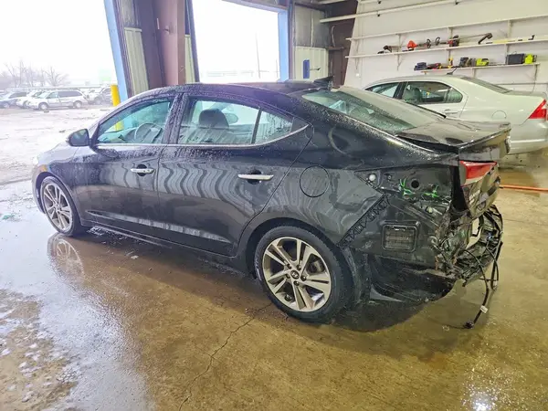 5NPD84LFXHH116807 2017 HYUNDAI ELANTRA - Image 2
