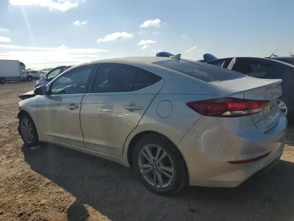 5NPD84LFXHH117911 2017 HYUNDAI ELANTRA - Image 2