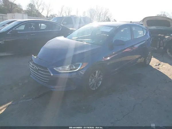 5NPD84LFXHH119819 2017 HYUNDAI ELANTRA - Image 2