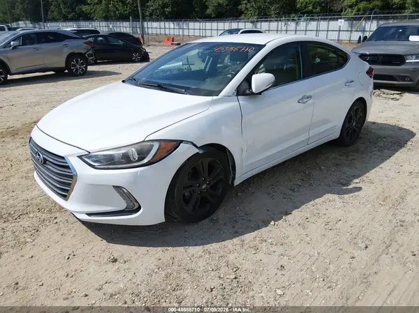 5NPD84LFXHH120520 2017 HYUNDAI ELANTRA - Image 2