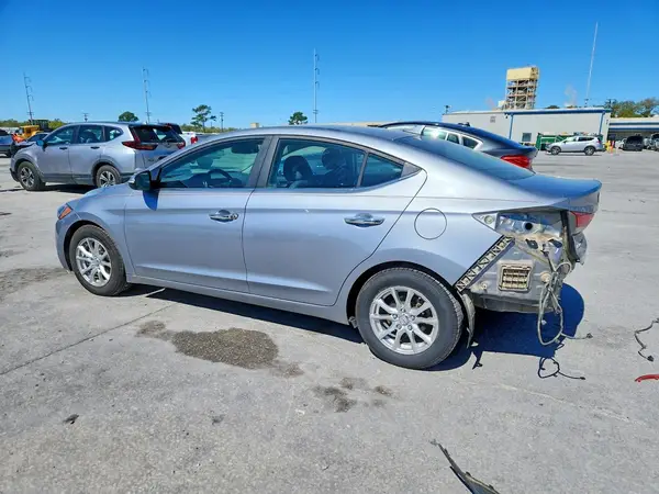 5NPD84LFXHH123711 2017 HYUNDAI ELANTRA - Image 2