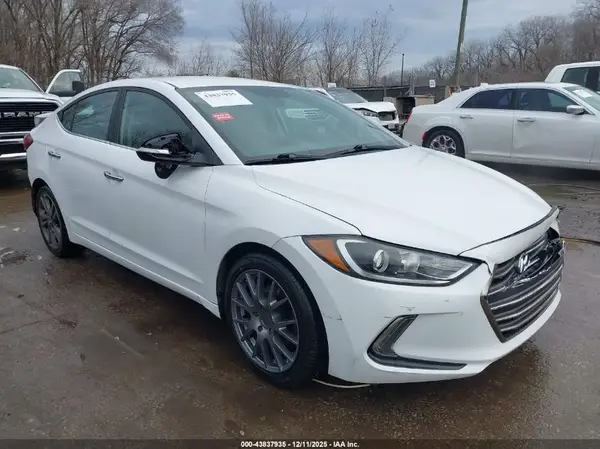 5NPD84LFXHH123823 2017 HYUNDAI ELANTRA - Image 1