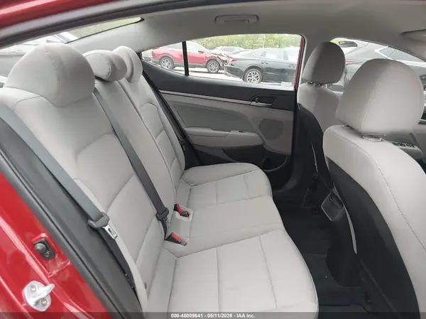 5NPD84LFXHH124695 2017 HYUNDAI ELANTRA - Image 8