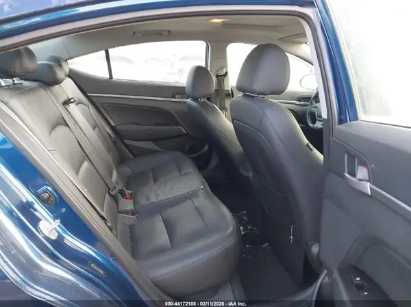 5NPD84LFXHH128083 2017 HYUNDAI ELANTRA - Image 8