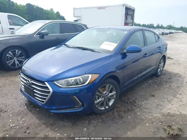 5NPD84LFXHH128875 2017 HYUNDAI ELANTRA - Image 2