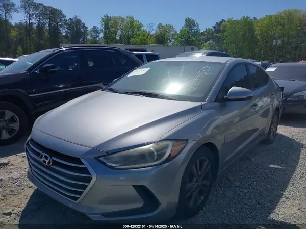 5NPD84LFXHH129850 2017 HYUNDAI ELANTRA - Image 2