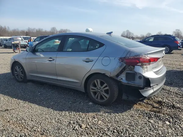 5NPD84LFXHH131842 2017 HYUNDAI ELANTRA - Image 2