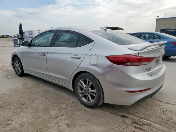 5NPD84LFXHH132358 2017 HYUNDAI ELANTRA - Image 2