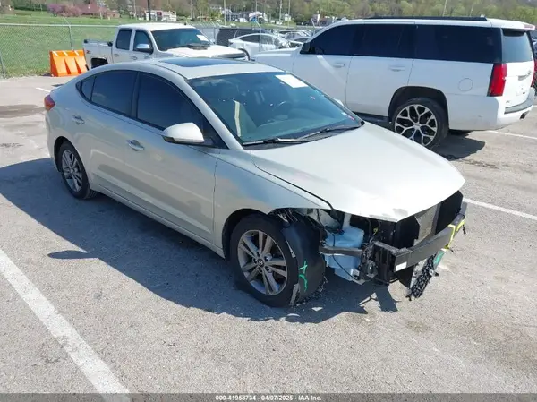 5NPD84LFXHH132652 2017 HYUNDAI ELANTRA - Image 1